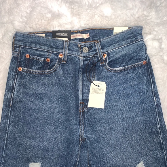 Straight leg Levi’s jeans. - Picture 5 of 6
